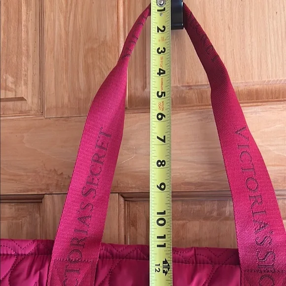 2 for 1 Victoria's Secret Red Quilted Tote Bag with Diamond Design - Picture 11 of 12